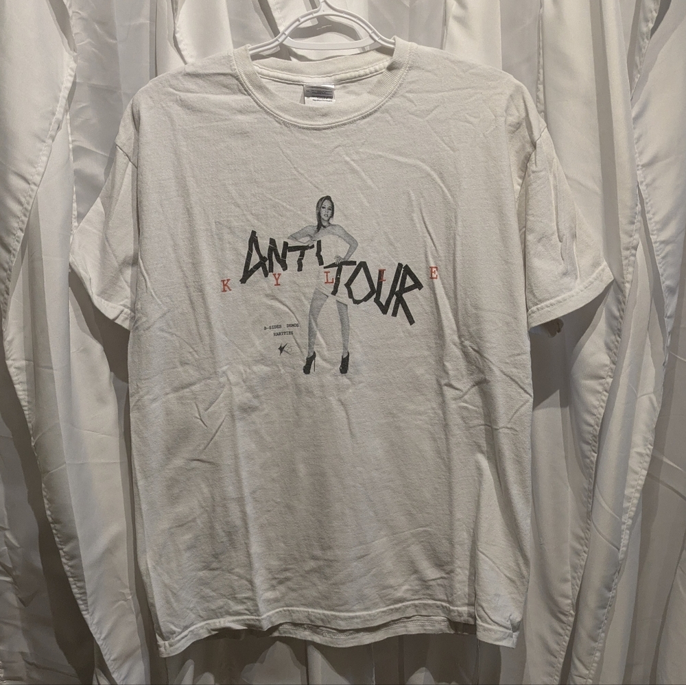 C3 Kylie Minogue 2012 " Anti Tour" tshirt Sz Meduim